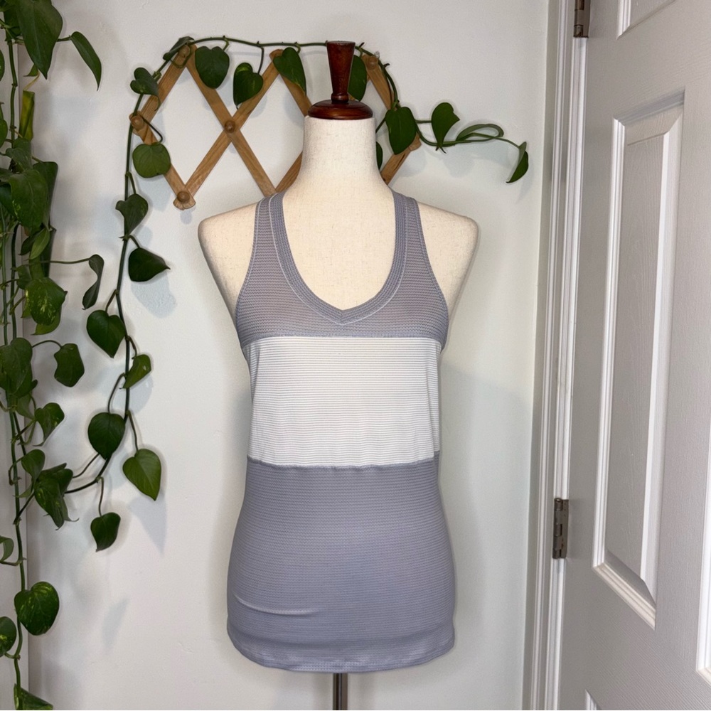 LULULEMON Pedal To The Medal Singlet Silver Fox / Angel Wing
